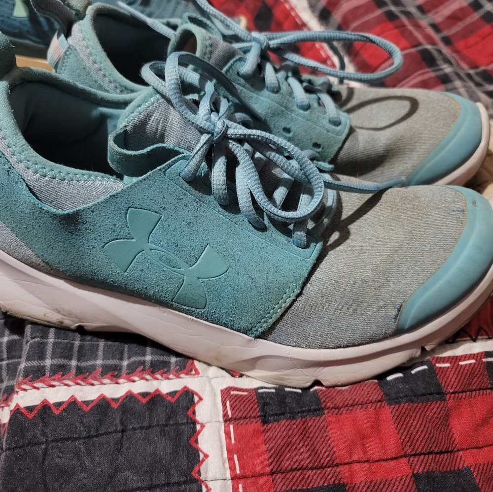 Under Armour Shoe